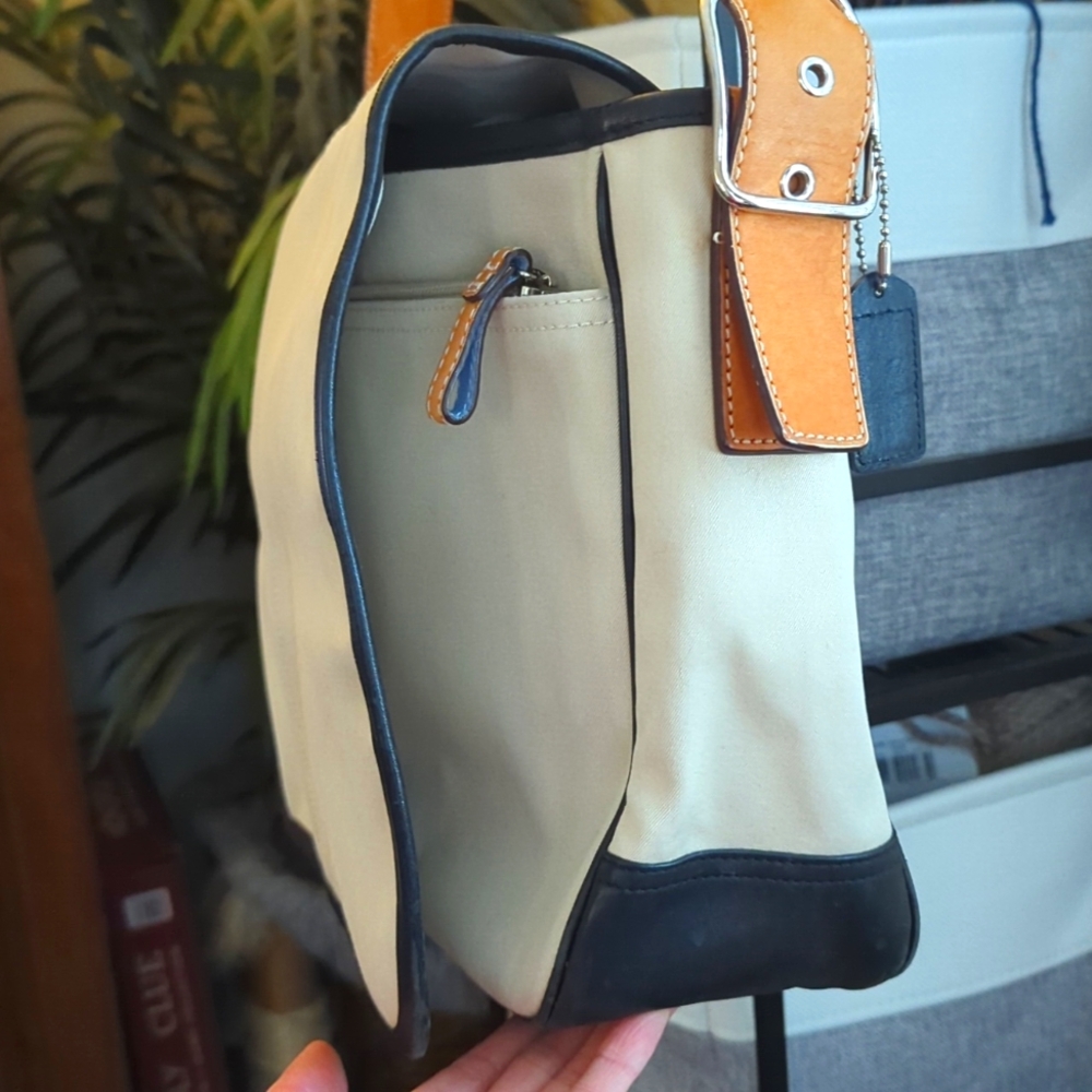 VGUC Vintage Rare Coach canvas and leather messenger khaki 5149 - Picture 3 of 16
